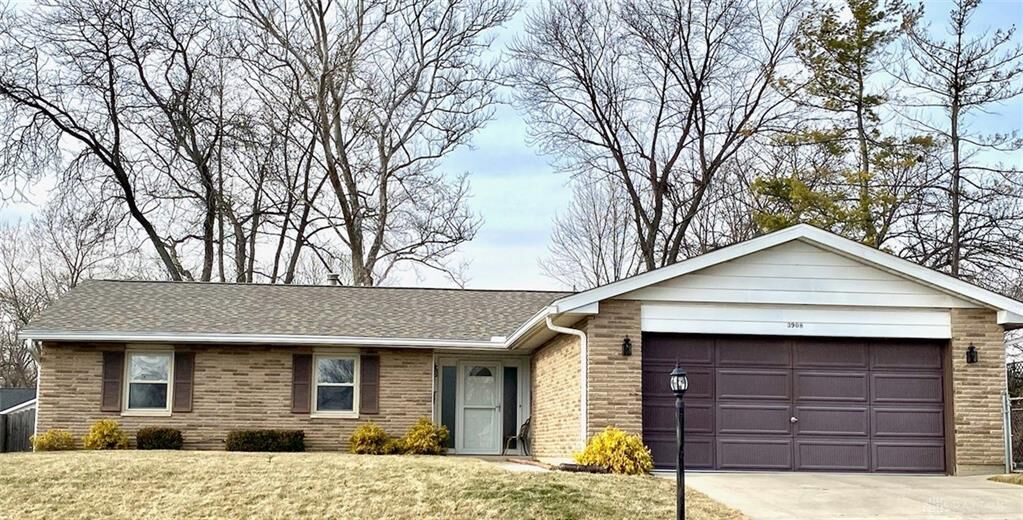 Property Photo: 3908 Cozycroft Drive OH 45424