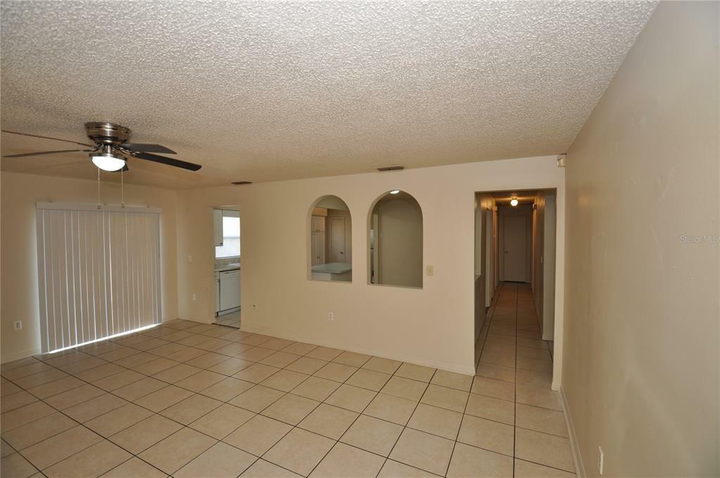 Property Photo:  830 Cinnamon Drive E  FL 33880 