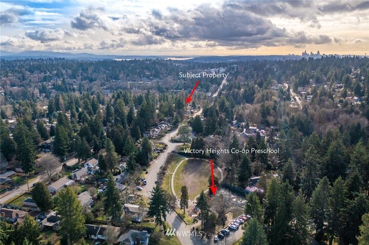 Property Photo:  2009 NE 102nd Street  WA 98125 