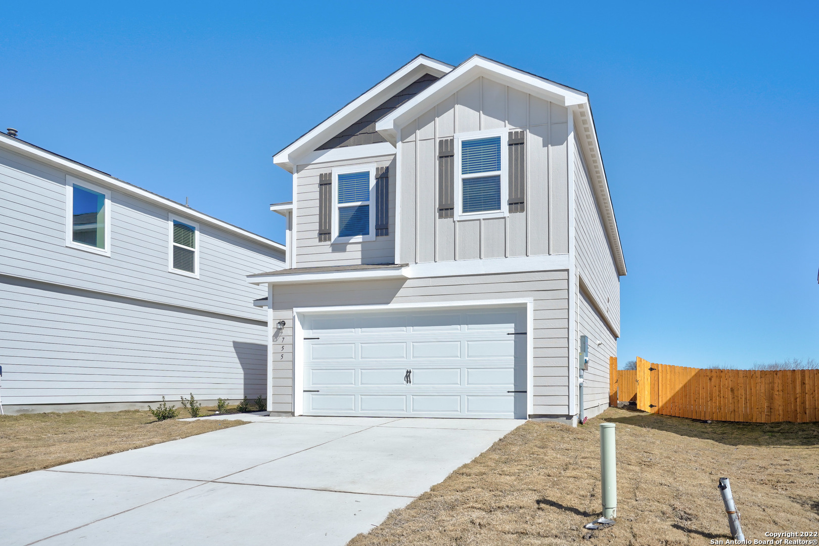 Property Photo: 755 Wonderland Trl TX 78132