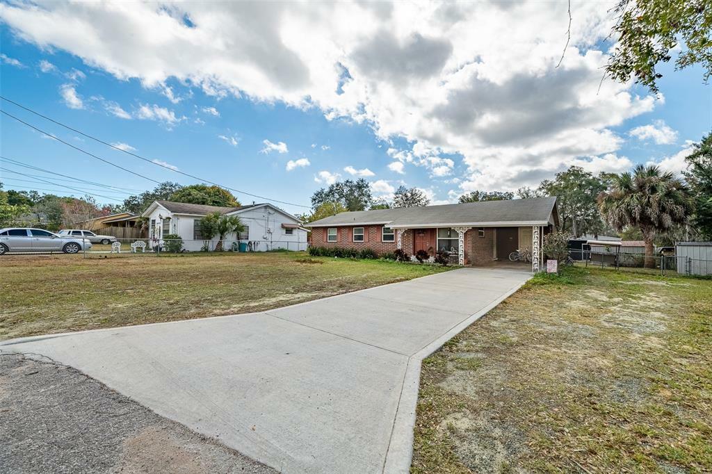 Property Photo:  808 Carol Court  FL 32778 