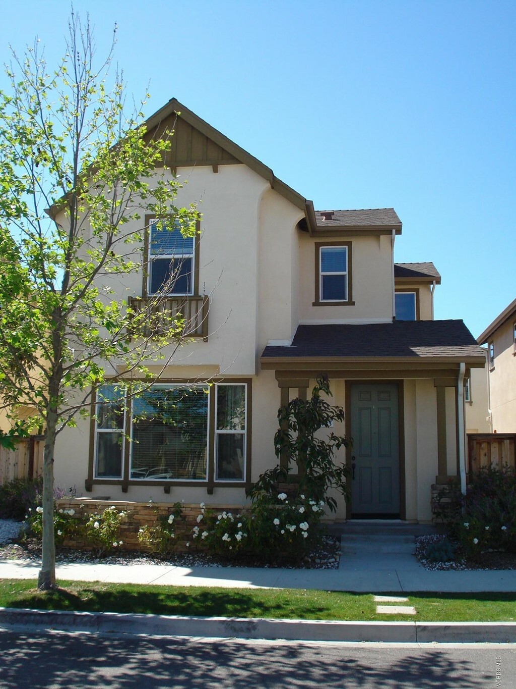 Property Photo:  10733 Delphinium Drive  CA 93004 