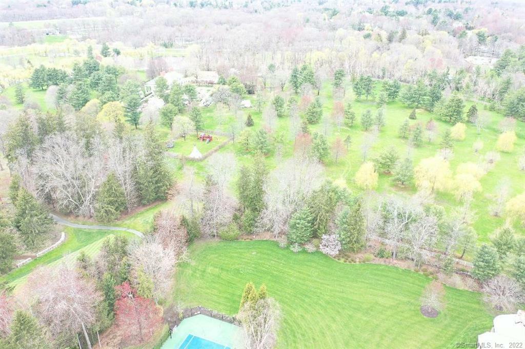 Property Photo:  371 Taconic Road  CT 06831 