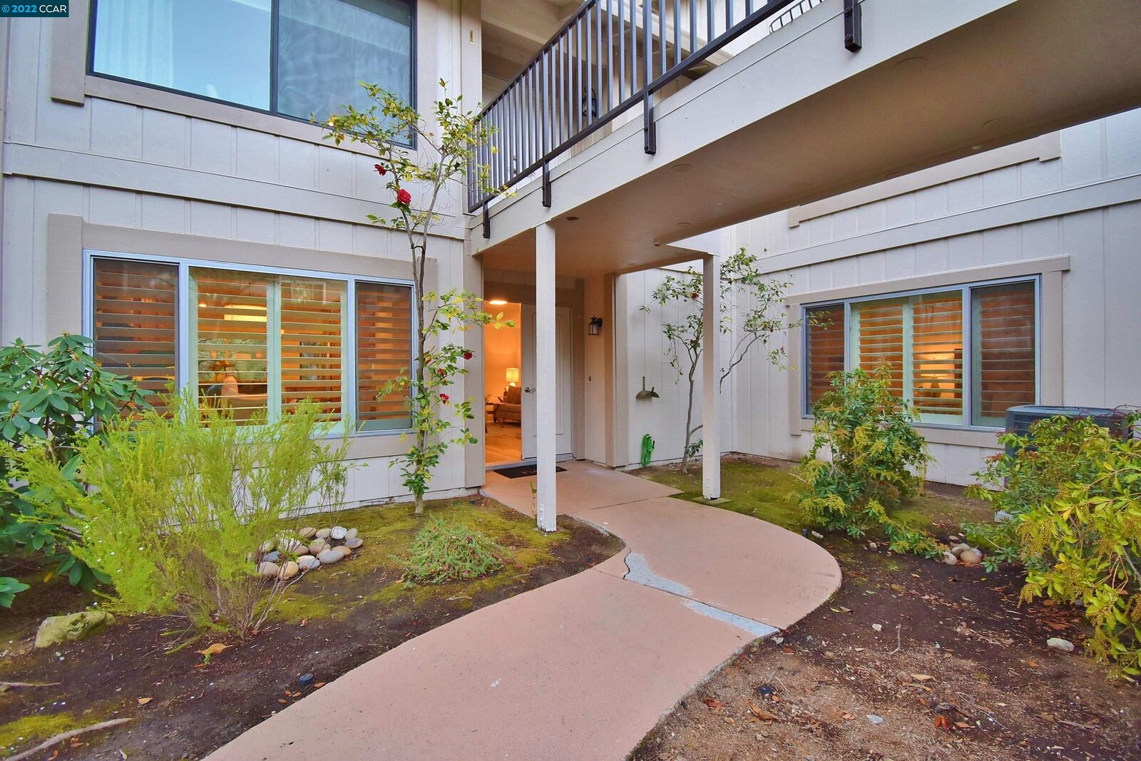 Property Photo:  900 Terra California Drive 2  CA 94595 