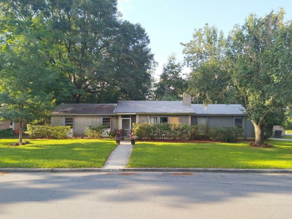 Property Photo:  3241 NW 47th Place  FL 32605 