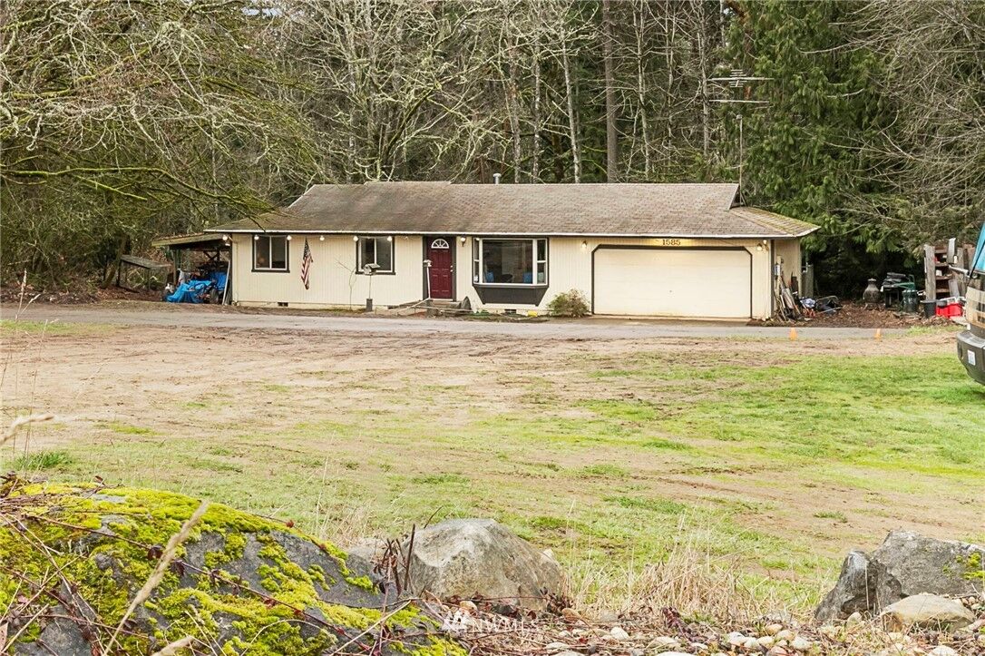 Property Photo:  1585 NW Mountain View Road  WA 98383 