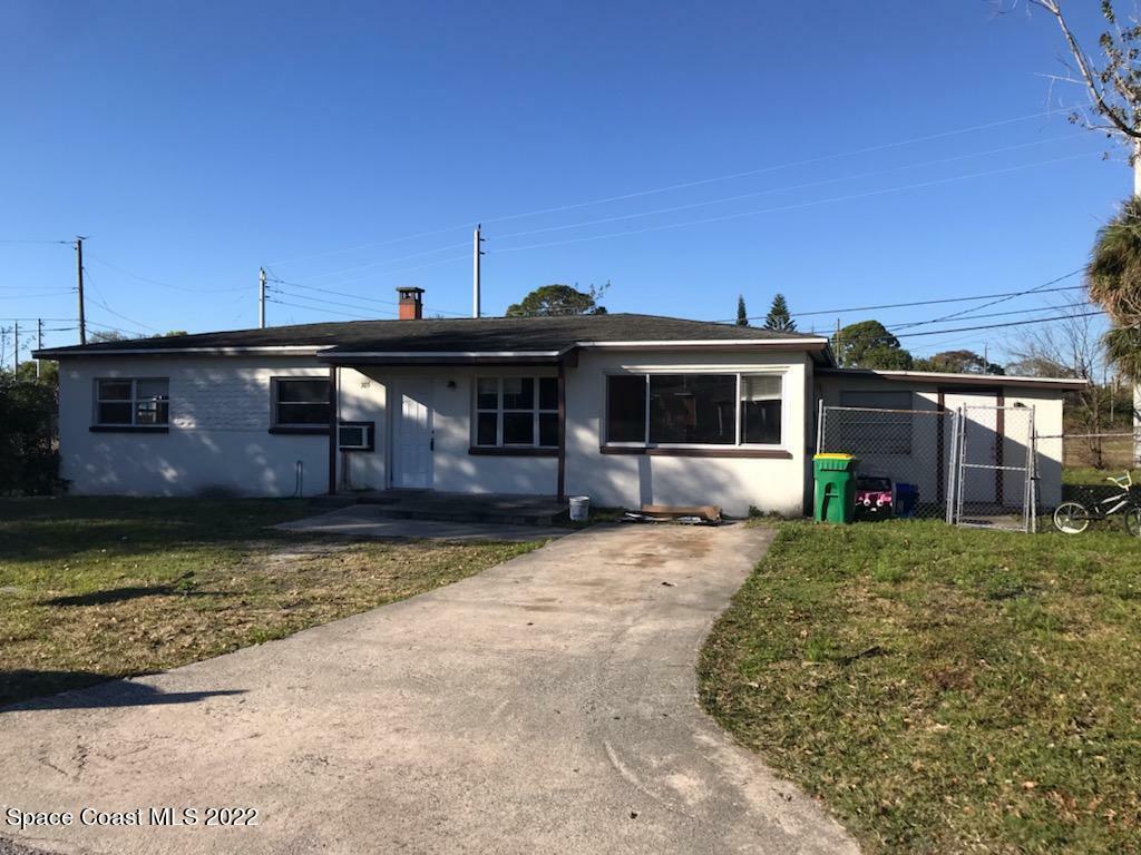 Property Photo:  305 N Georgia Avenue  FL 32922 