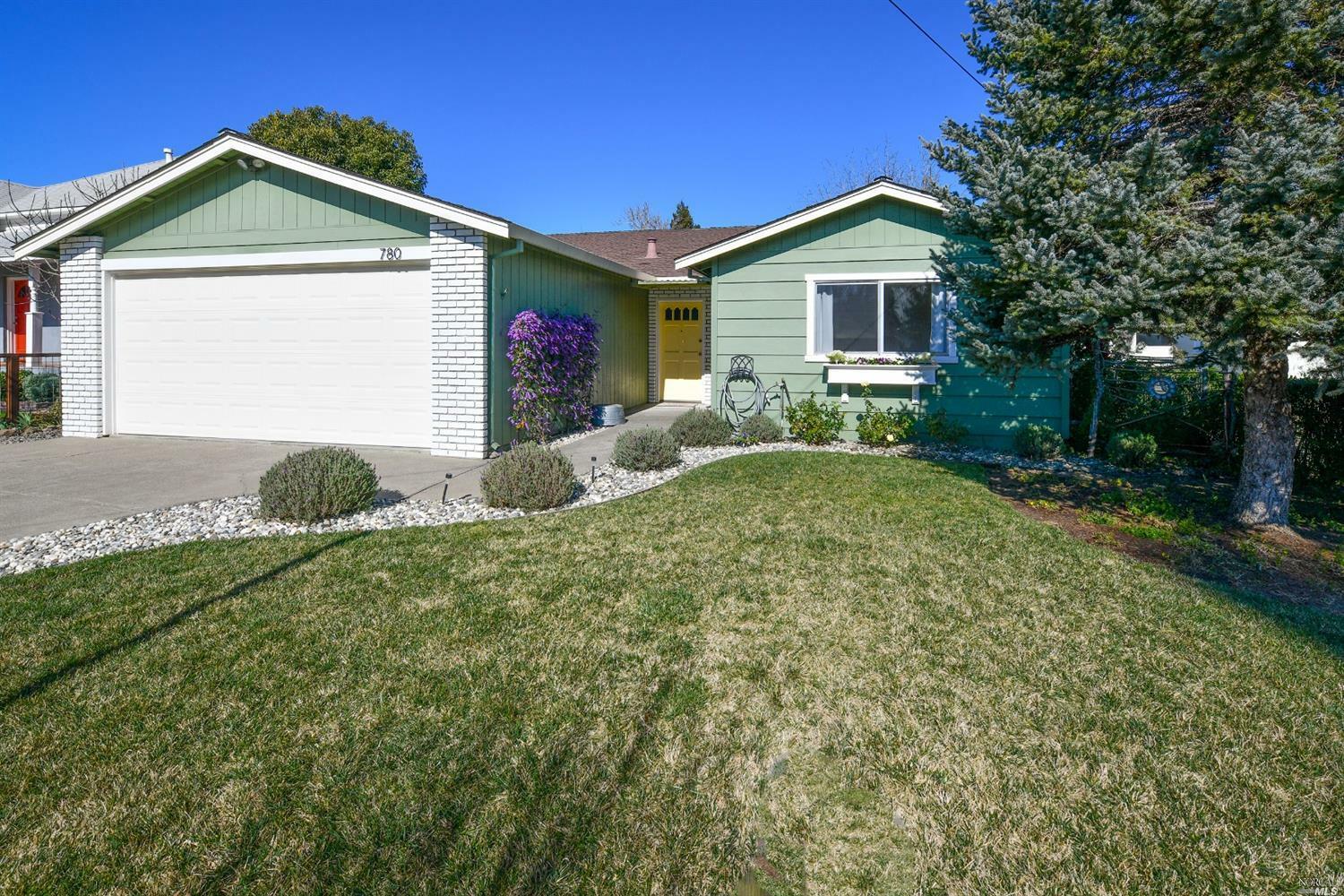 Property Photo:  780 Central Avenue  CA 94558 