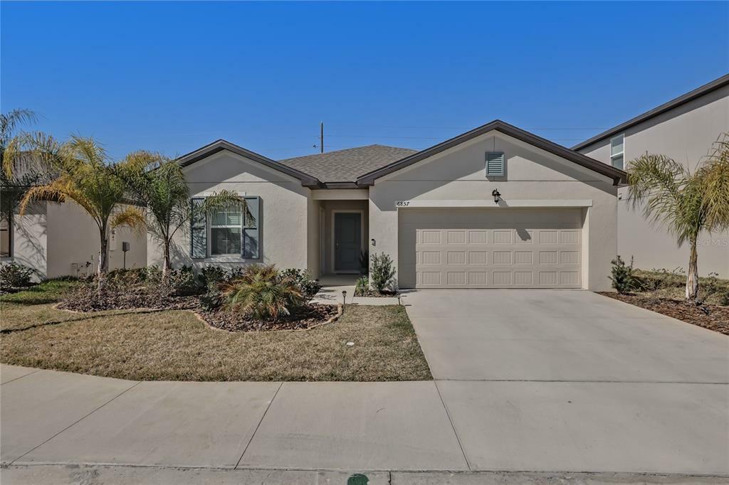 Property Photo:  6857 Shelby Lynn Way  FL 33542 