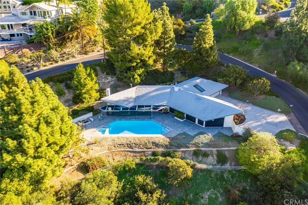 Property Photo:  10471 Terrace View  CA 92705 