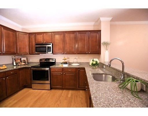 Property Photo: 855 Main St 113 MA 01801