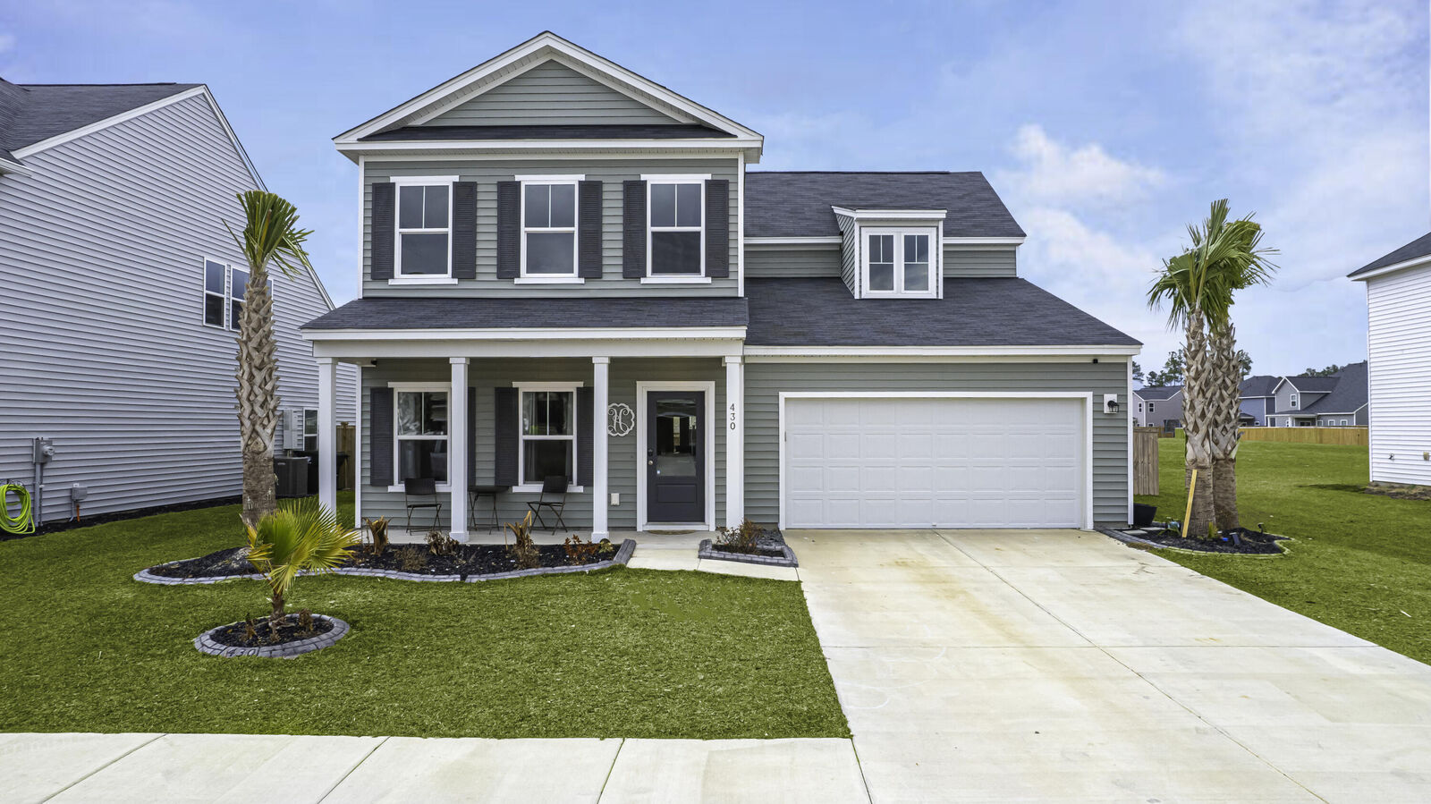 Property Photo: 430 Carrara Drive SC 29486