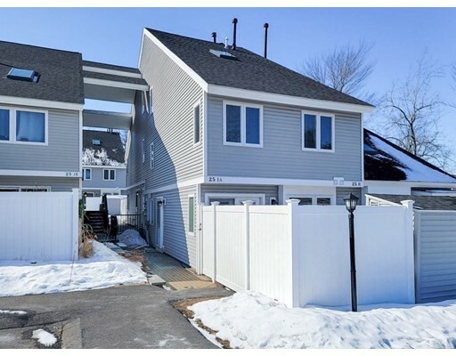 Property Photo: 25 Meadow Pond Dr I MA 01453