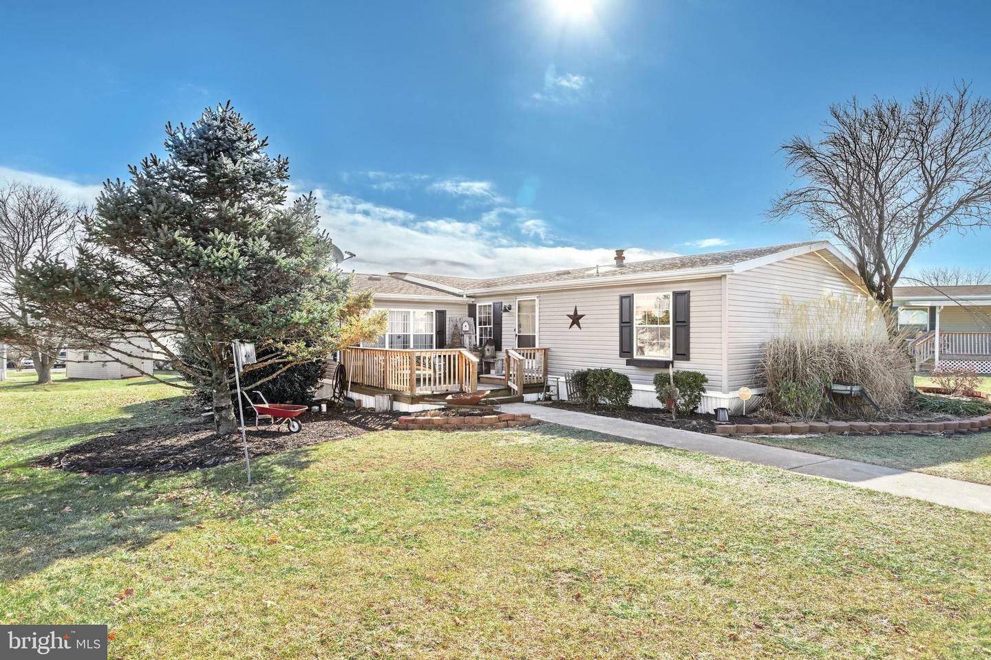Property Photo: 2640 Tamela Avenue PA 17315