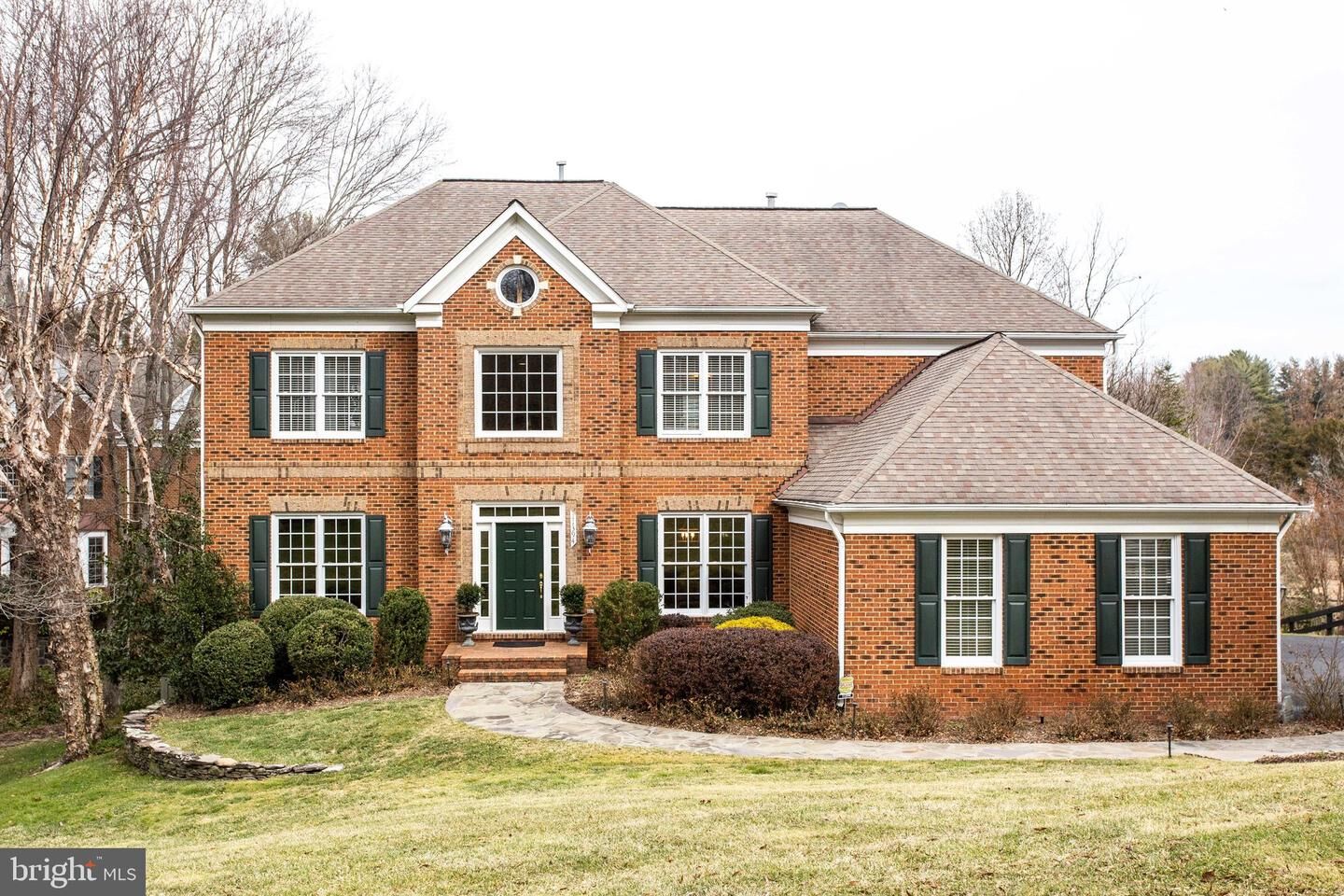 Property Photo: 11394 Fox Vale Glen Court VA 22124