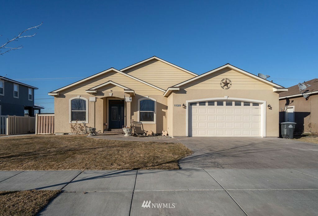 1120 W Abbey Road  Moses Lake WA 98837 photo