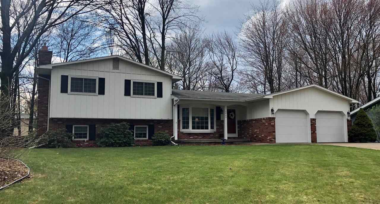 Property Photo:  5705 Lamplighter Lane  MI 48642 