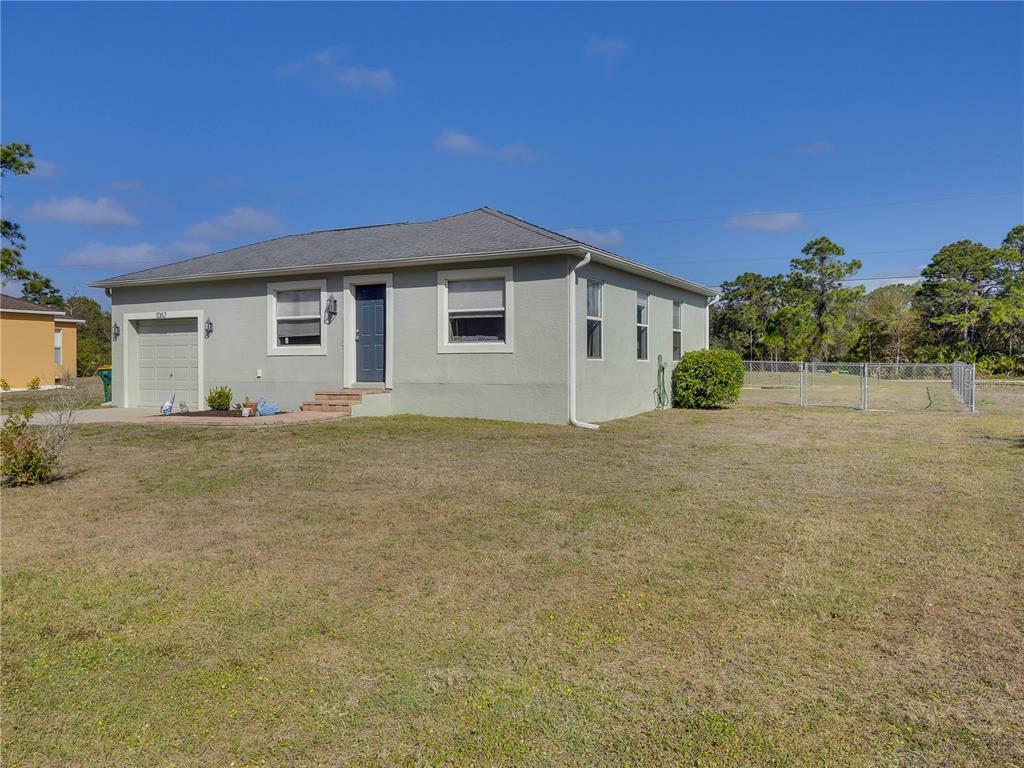 Property Photo:  11352 Baggot Avenue  FL 34224 