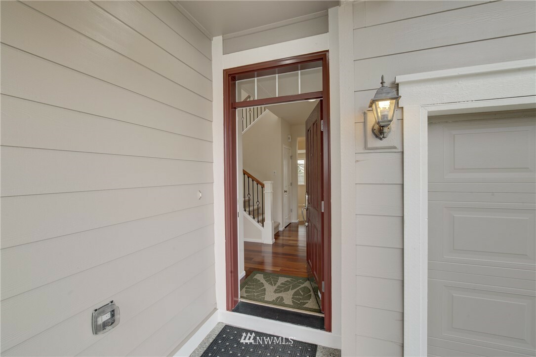 Property Photo:  13424 41st Avenue SE  WA 98012 