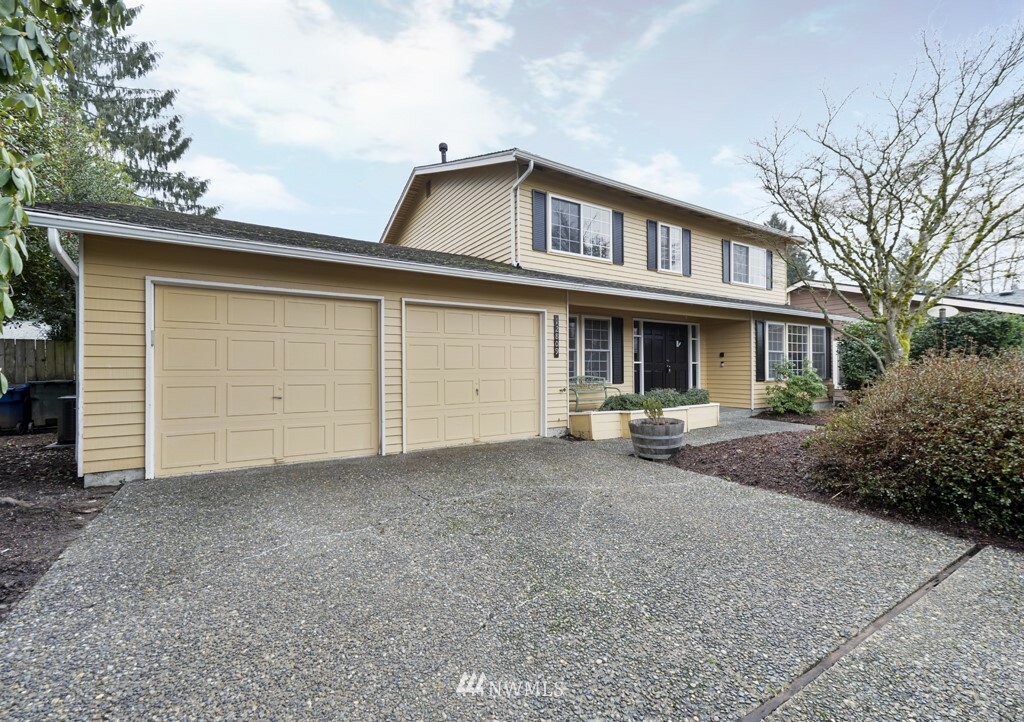 Property Photo: 12809 SE 231st Court WA 98031