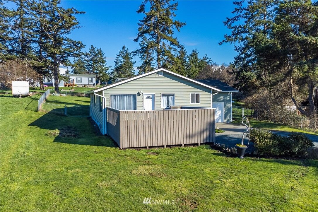 Property Photo:  978 Shawn Avenue  WA 98277 