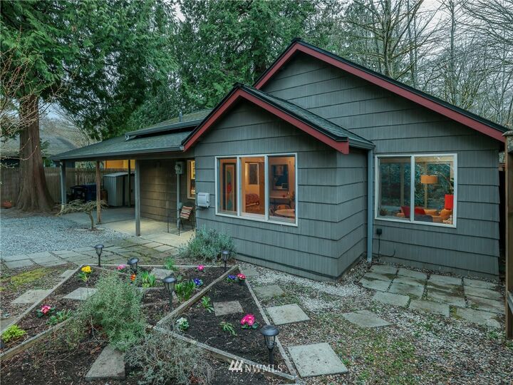 5407 26th Avenue SW  Seattle WA 98106 photo