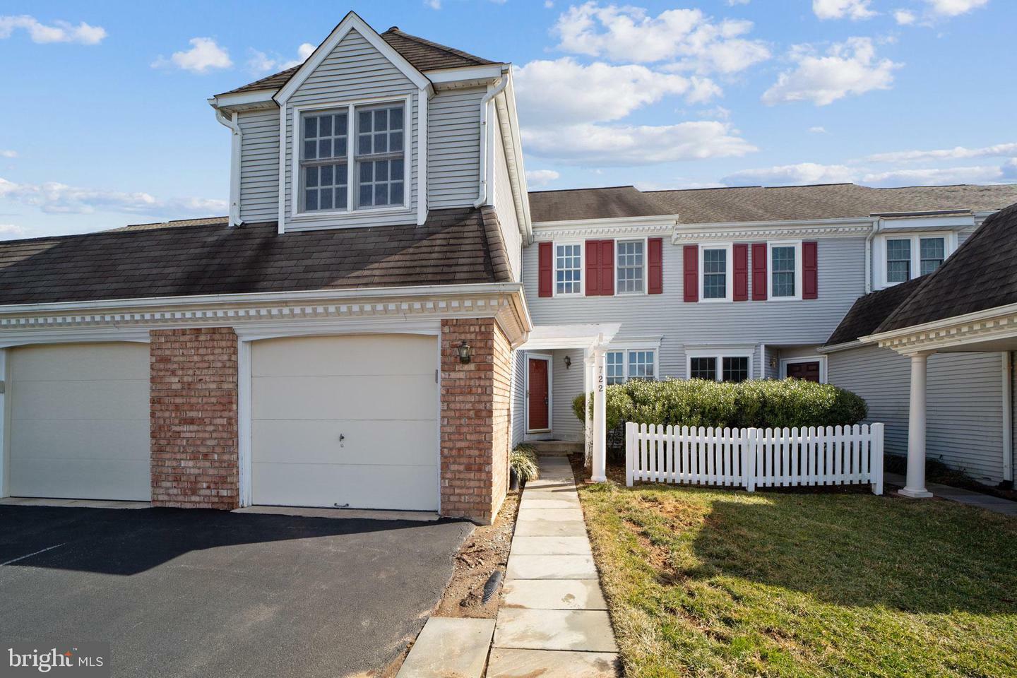 Property Photo: 722 Jacques Circle PA 19425