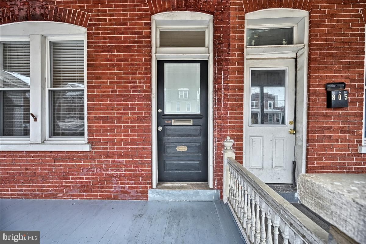 Property Photo: 807 N Plum Street PA 17602