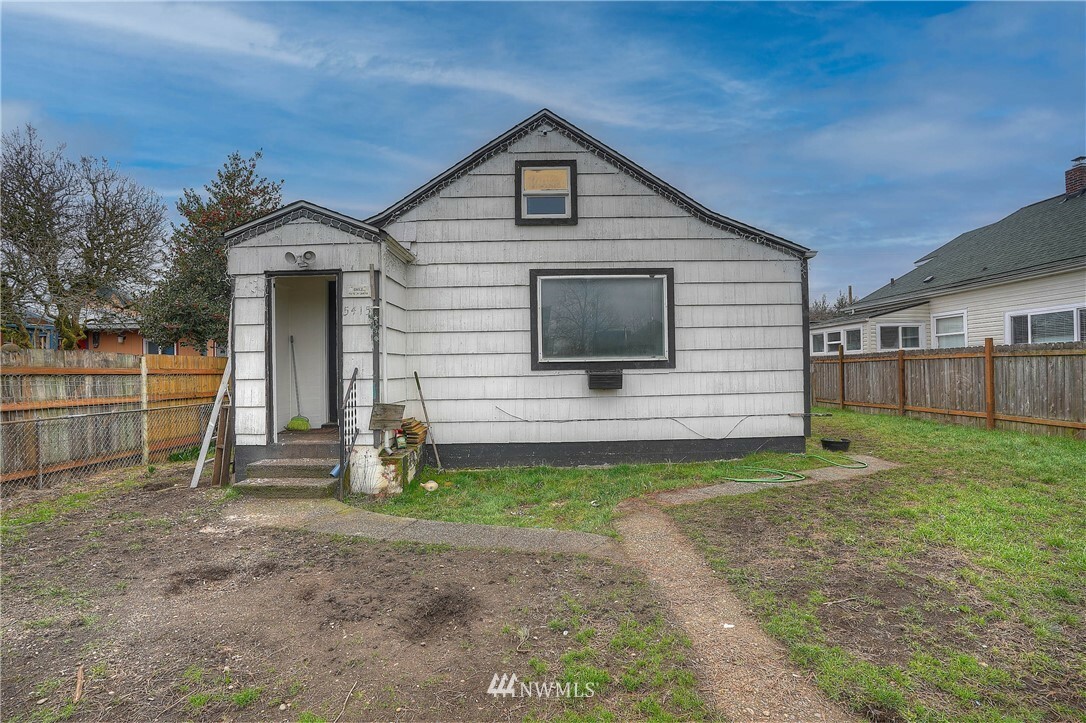 Property Photo:  5415 S Oakes  WA 98409 