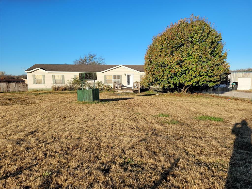 Property Photo:  124 Blue Sky Lane  TX 76082 