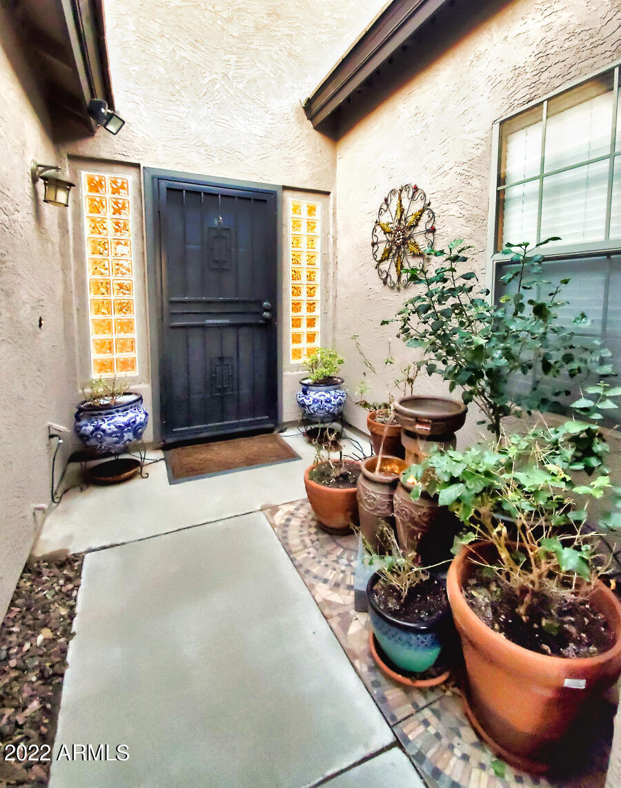 Property Photo: 25567 W Rio Vista Lane AZ 85326