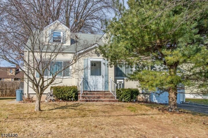 130 Highview Dr  Clifton City NJ 07013 photo