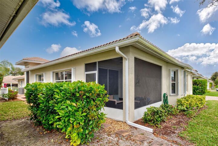 Property Photo:  1044 Topelis Drive  FL 34223 