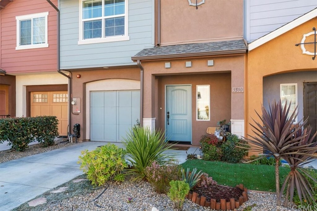 Property Photo:  5590 Madrono Place  CA 93422 