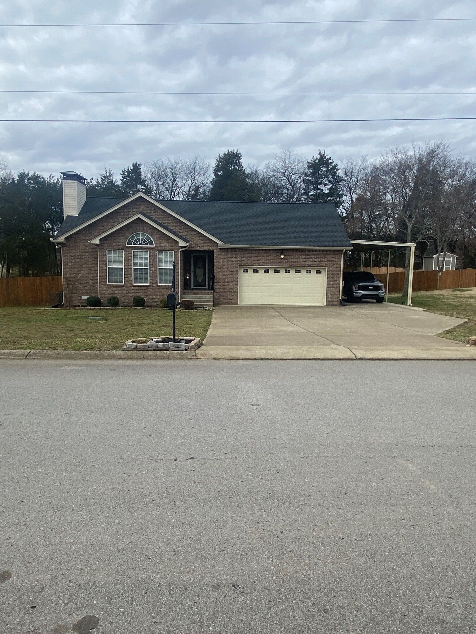 Property Photo: 1026 Station Cir TN 37122