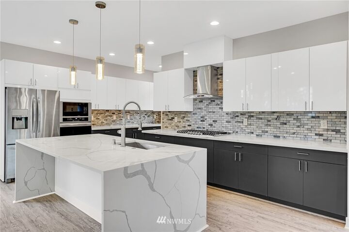 Property Photo:  6311 Dash Point Boulevard NE  WA 98422 