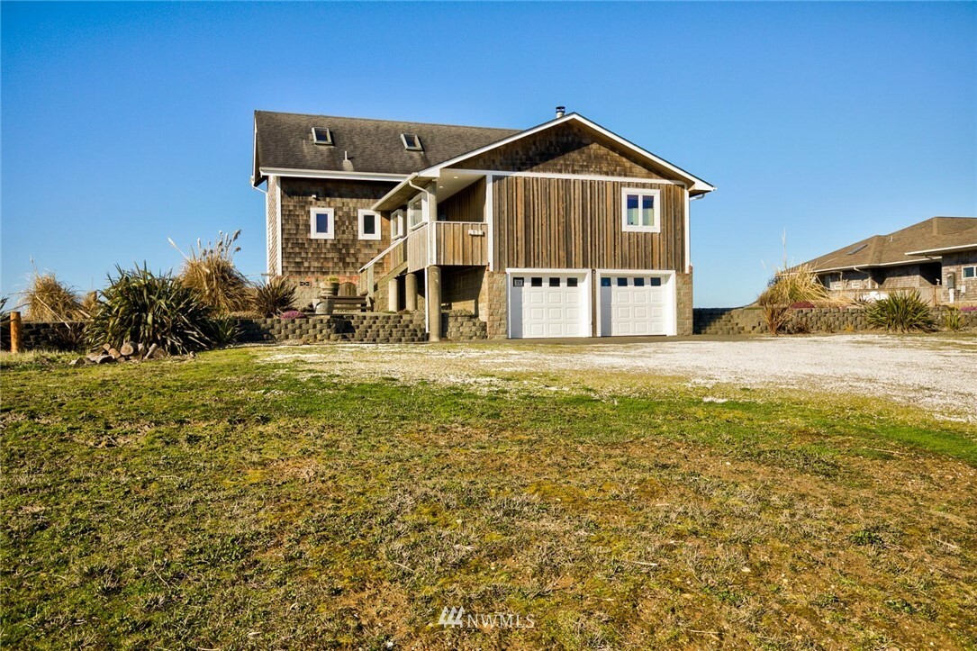 Property Photo:  2071 Grey Gull Lane S  WA 98595 