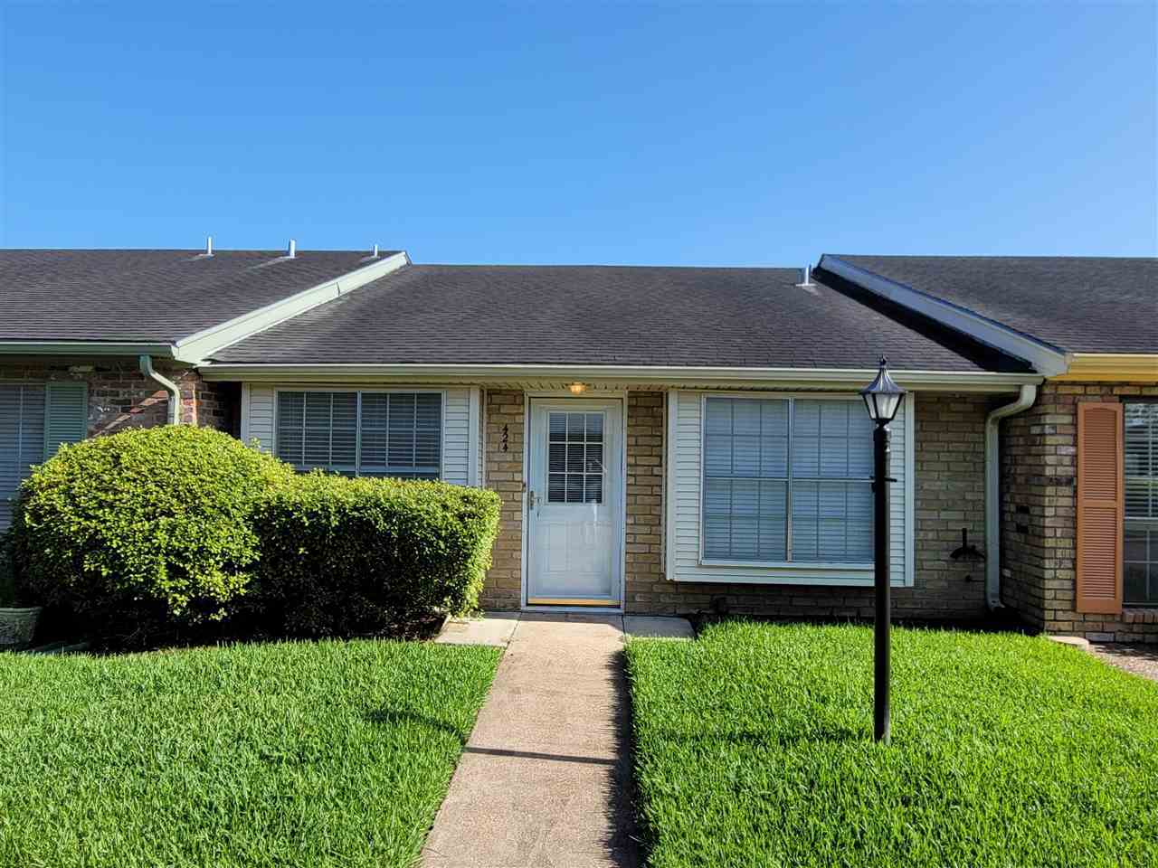 Property Photo:  424 Longmeadow Dr.  TX 77707 