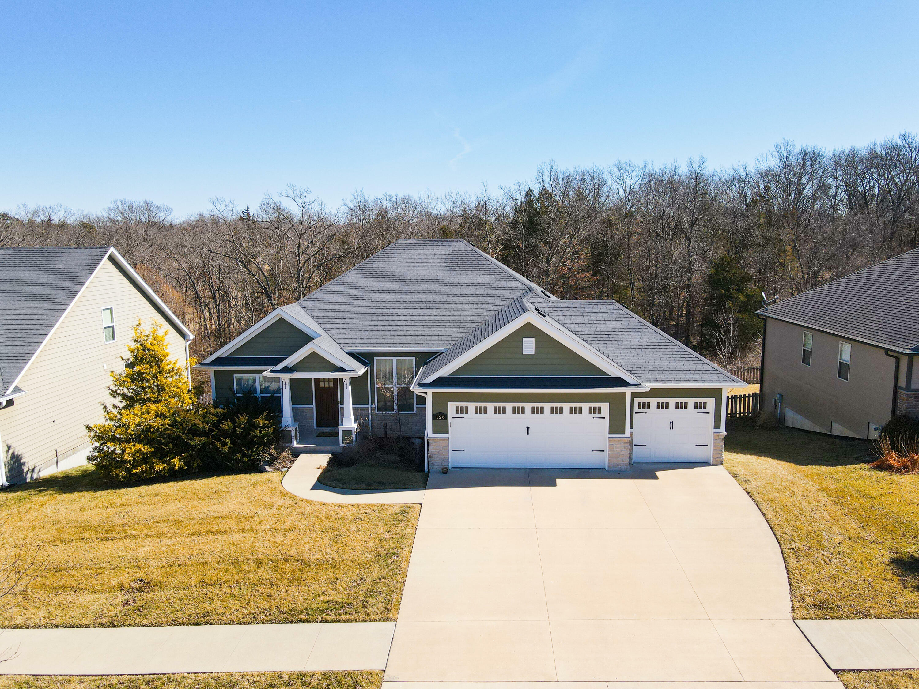 Property Photo:  126 Cedar Falls Ct  MO 65203 