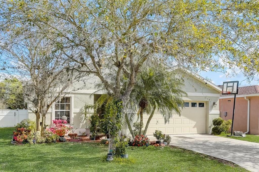 Property Photo:  2534 29th Avenue E  FL 34221 