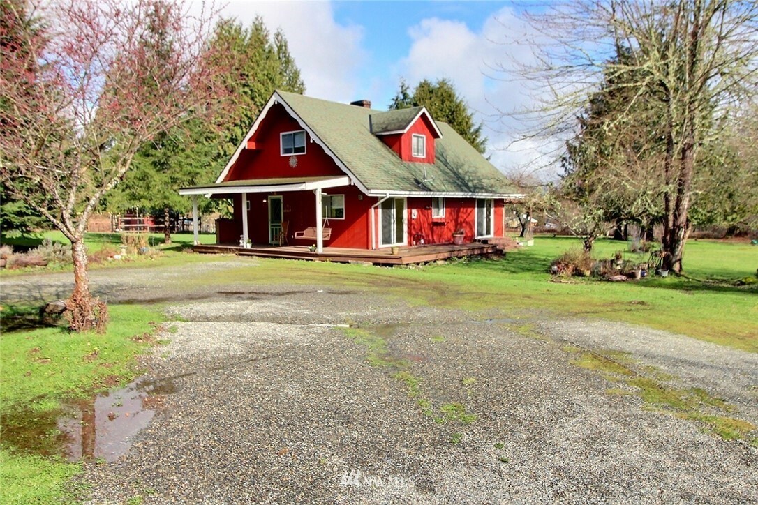 Property Photo:  25714 268th Avenue SE  WA 98051 