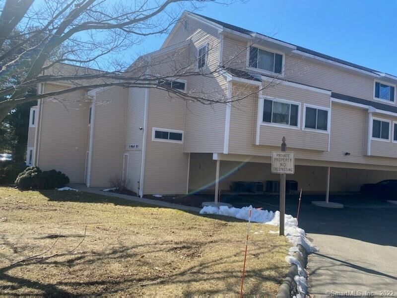 Property Photo:  33 Foran Road 15  CT 06460 