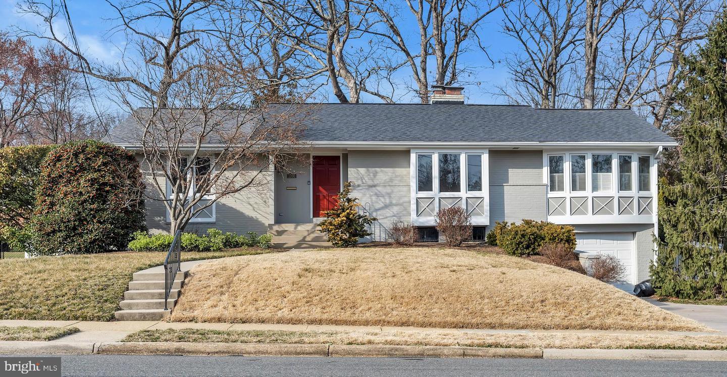 1700 Rollins Drive  Alexandria VA 22307 photo