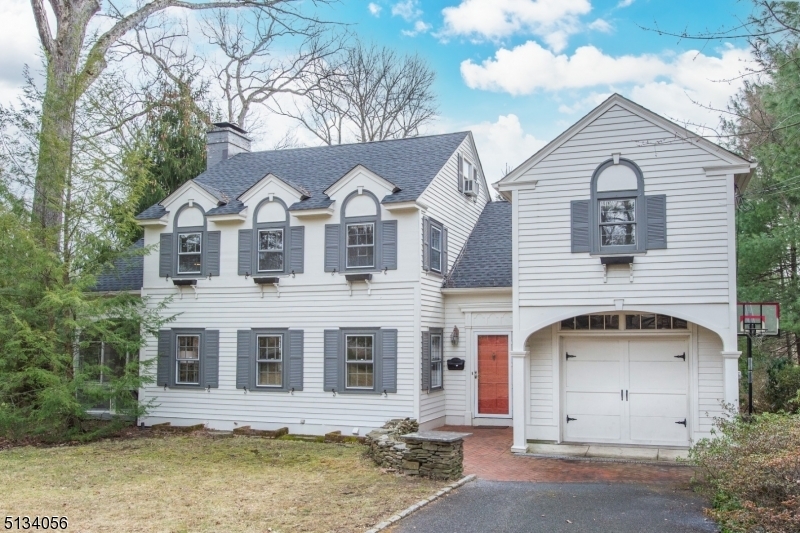 Property Photo: 86 Hanover Rd NJ 07046