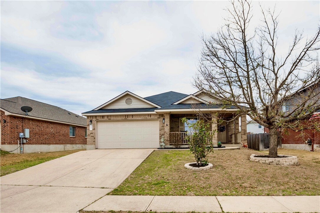 Property Photo:  107 Banner Avenue  TX 78641 