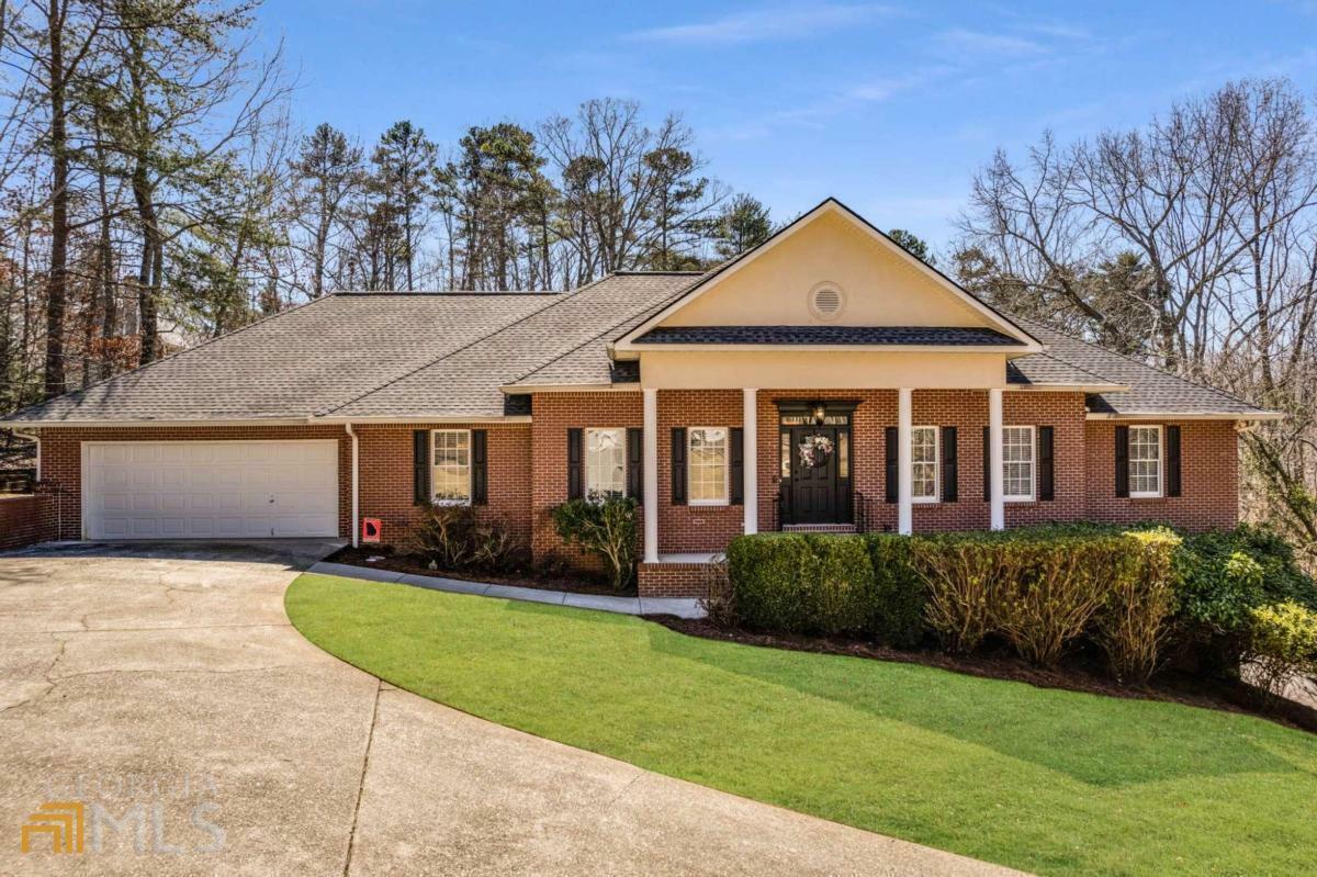 Property Photo:  7640 Chestnut Hill Road  GA 30041 