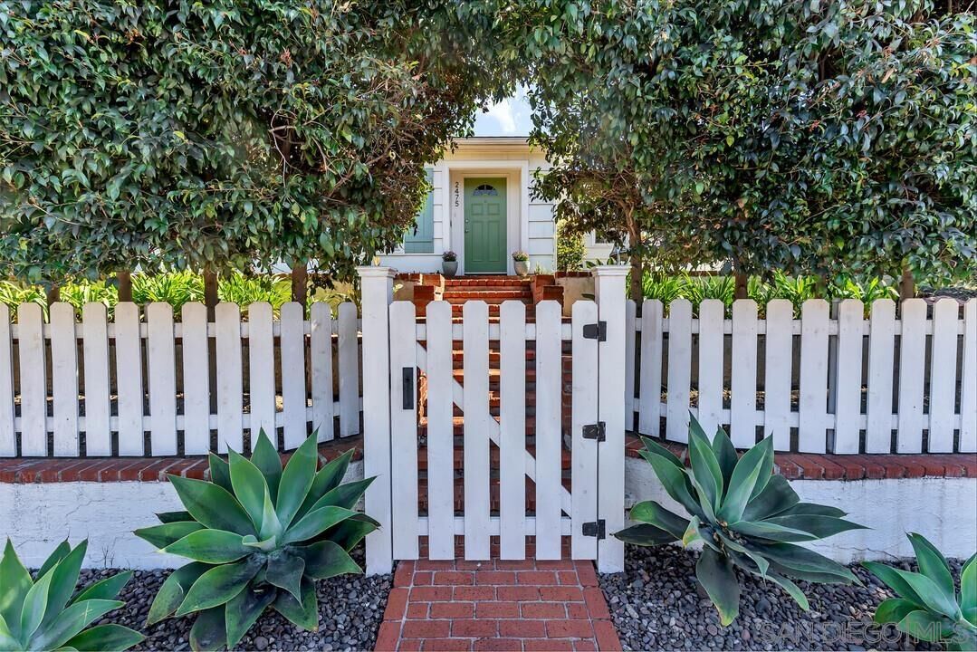 Property Photo:  2475 Chatsworth Blvd  CA 92106 