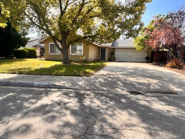 1937 W Oriole Avenue  Visalia CA 93291 photo