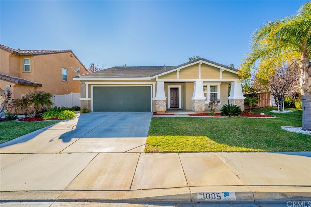 Property Photo:  1005 Lillies Way  CA 92223 