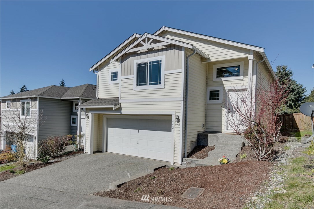 Property Photo: 4423 156th Place SW WA 98087
